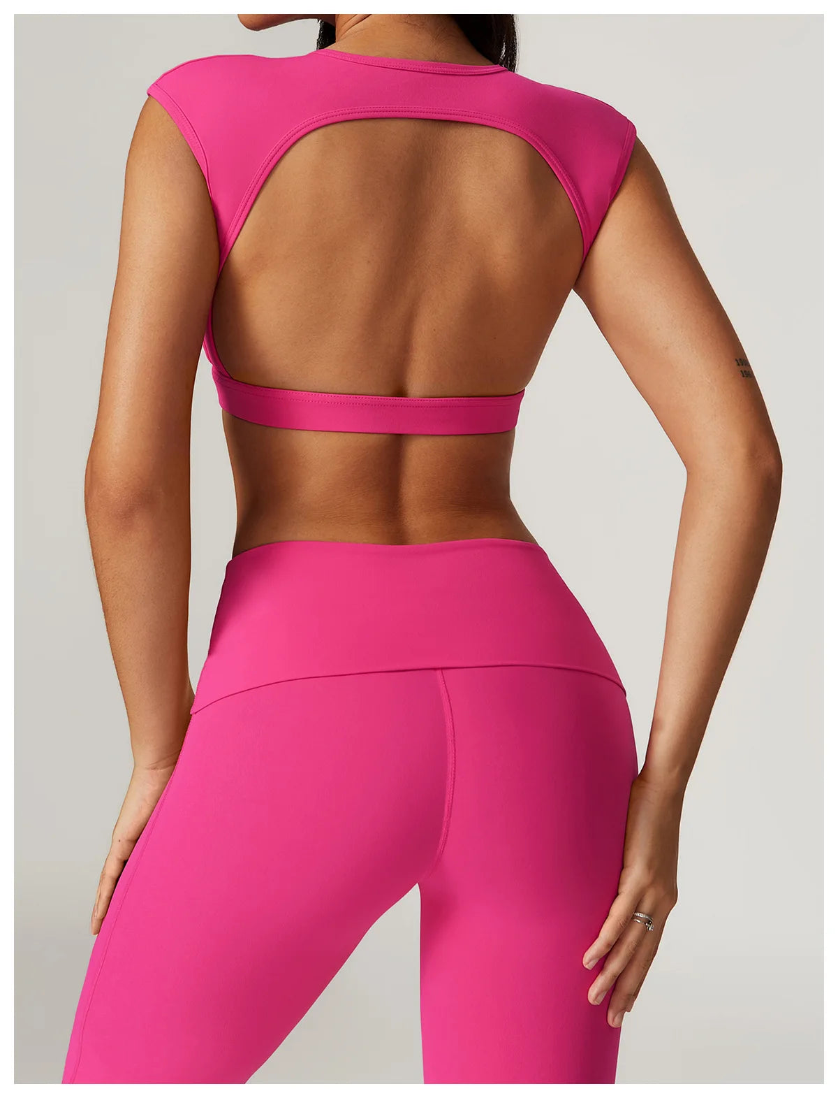 Chloe Backless Yoga Top